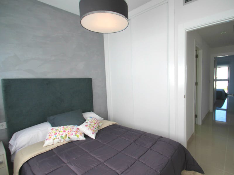 2 or 3 bedroom bungalows with garden or solarium only 8 min to Los Náufragos beach Torrevieja. 9